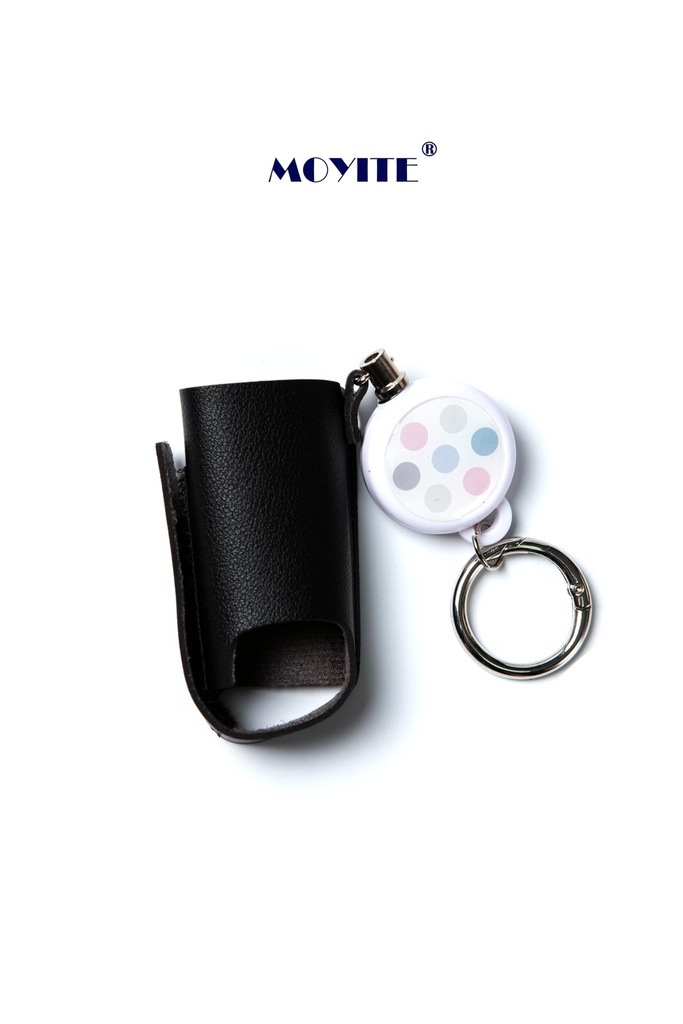 inhaler-travel-case-with-retractable-key-4.jpg