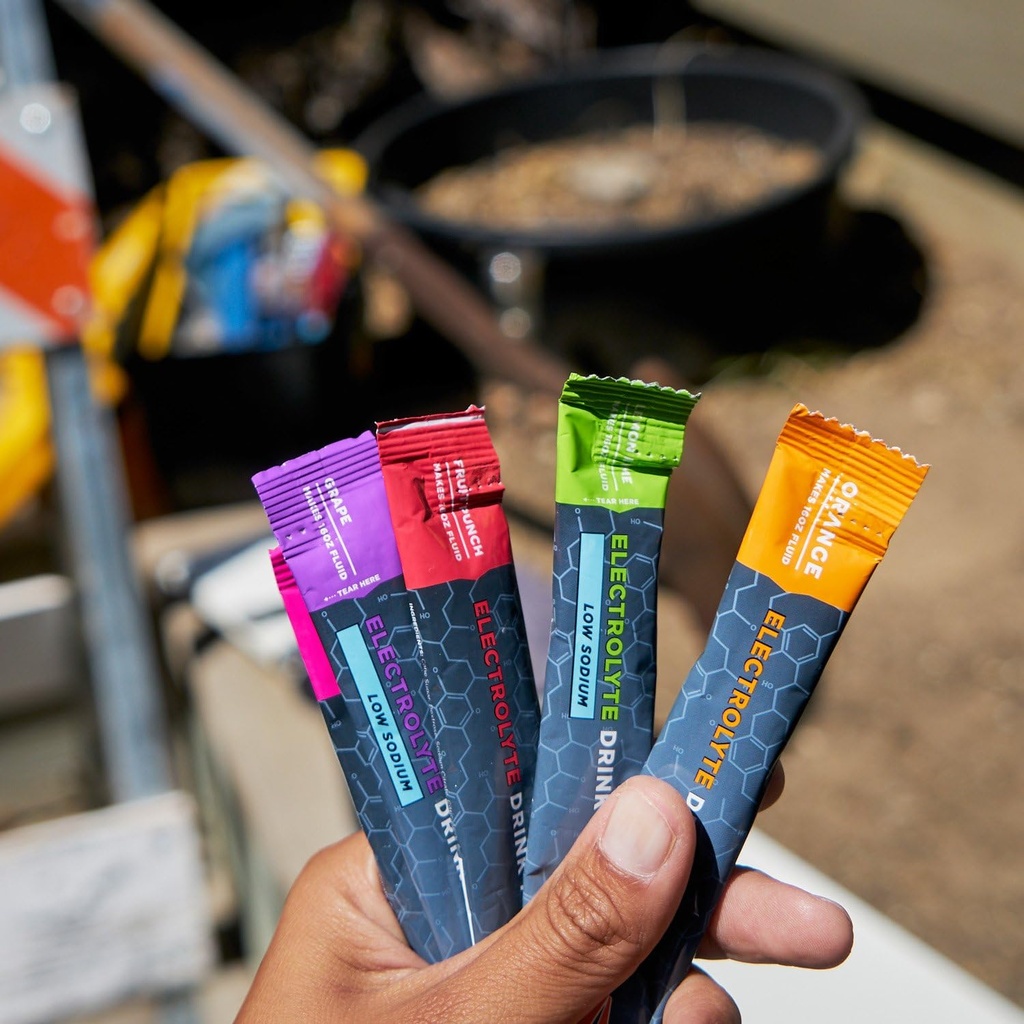 fluid-tactical---electrolyte-powder-pack-6.jpg