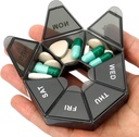 מארגנת גלולות, Pill Box, Small Pill Case, Medicine PillPSKer 1 פעם ביום, מארגנת גלולות שבועיות, Pill Container, Pill Holder, Daily PillPSKer Travel Pill Productionser 7 Day (Black)